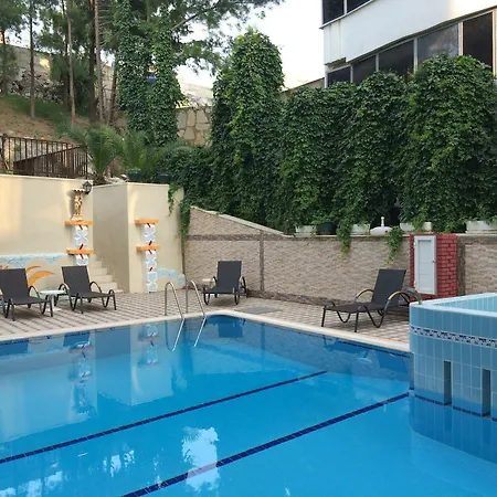 Saturn 3* 库萨达斯