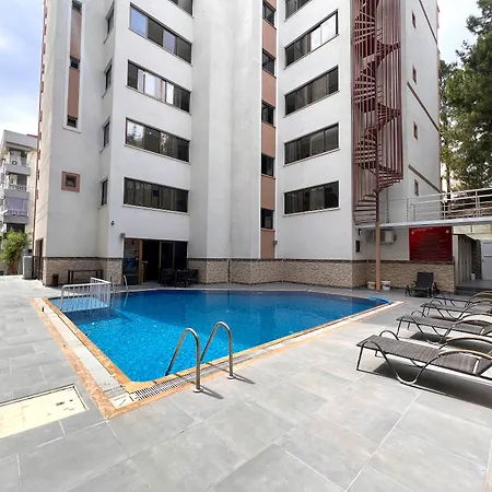 Saturn Kuşadası