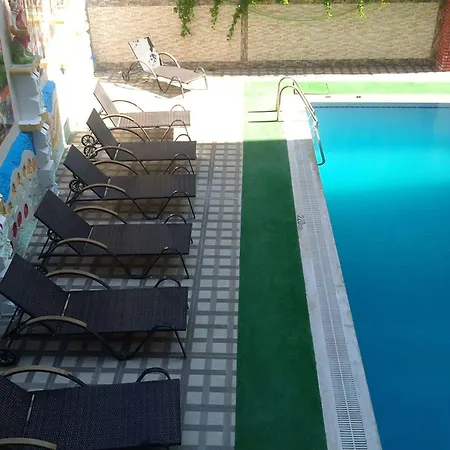 Saturn Otel